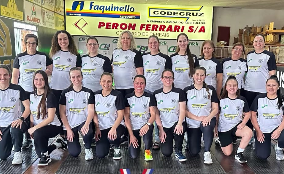 Bolão Feminino de Pranchita vence em casa e garante vaga na final da Série Prata do Estadual.