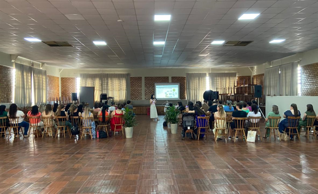 Capacitação reúne professores da rede municipal em manhã de aprendizado, fé e reflexão