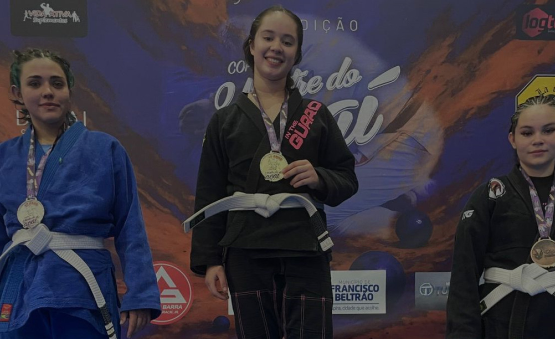 Atleta de Pranchita conquista ouro em seu primeiro campeonato de Jiu-Jitsu
