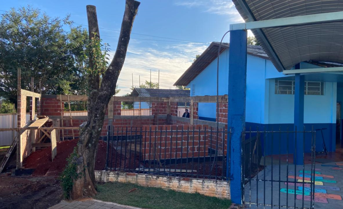 Educação de Pranchita segue avançando: Escola Municipal Márcia Canzi Malacarne recebe nova s...