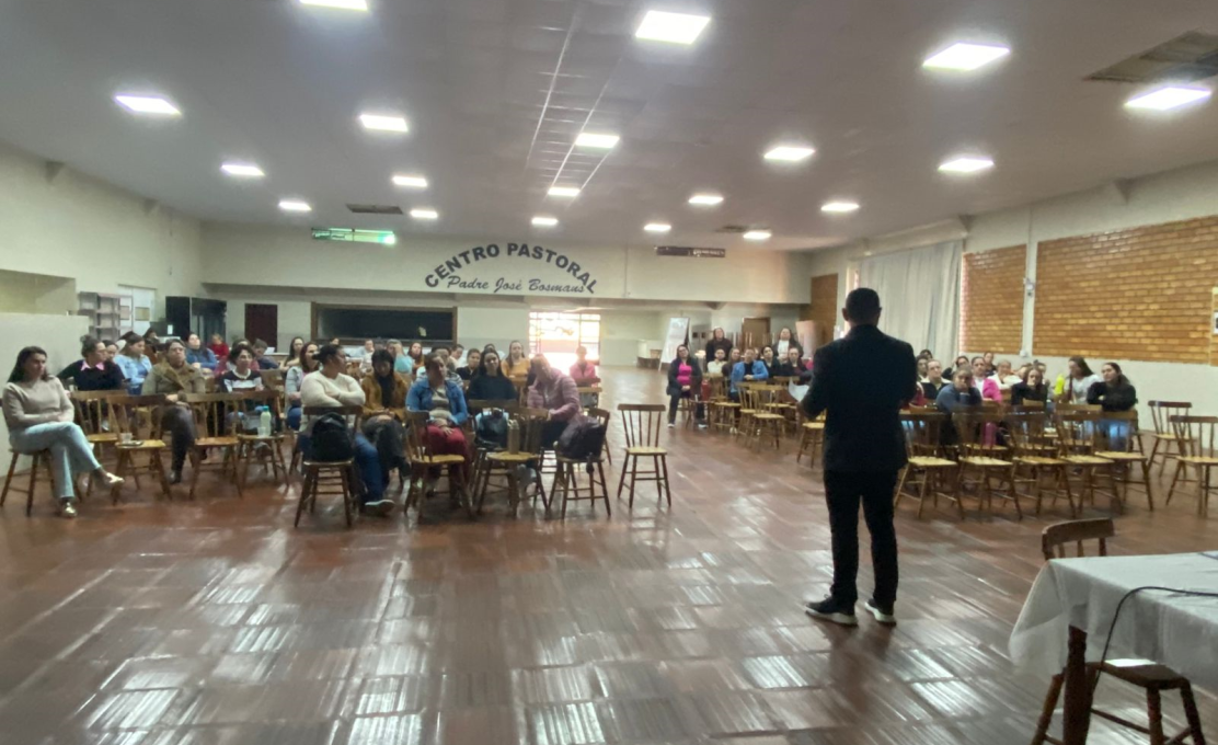 Professores da Rede Municipal Participam de Encontro de Formação e Planejamento para o Segundo...