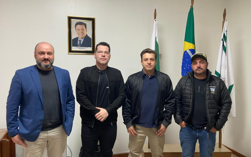 Administração Municipal recebe delegado da Polícia Civil para tratar de ações de segurança pública