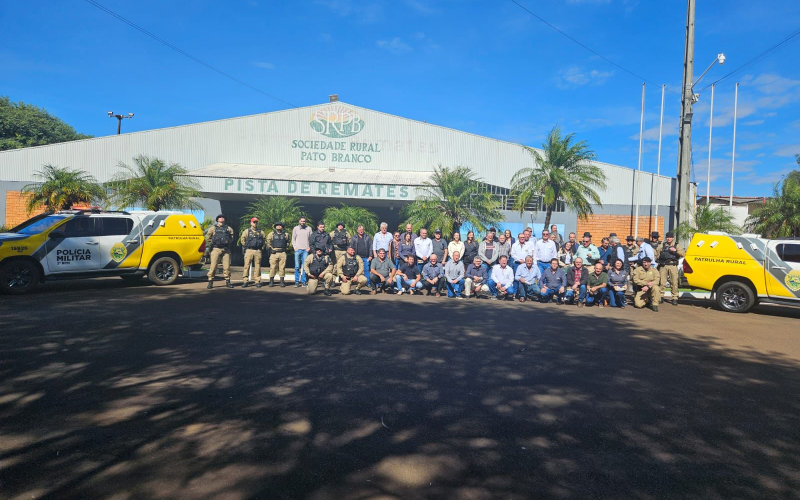 Secretário da Agricultura de Pranchita Participa de Reunião Sobre Segurança Rural em Pato Branco.