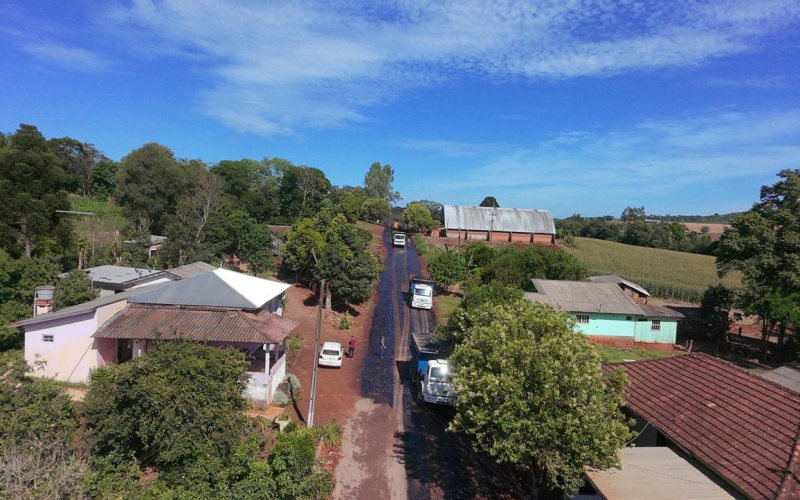 Obra de Asfaltamento na Linha São Judas Avança com Trecho de 1,3 km Realizado por Indicação do Deputado Federal Paulo Li